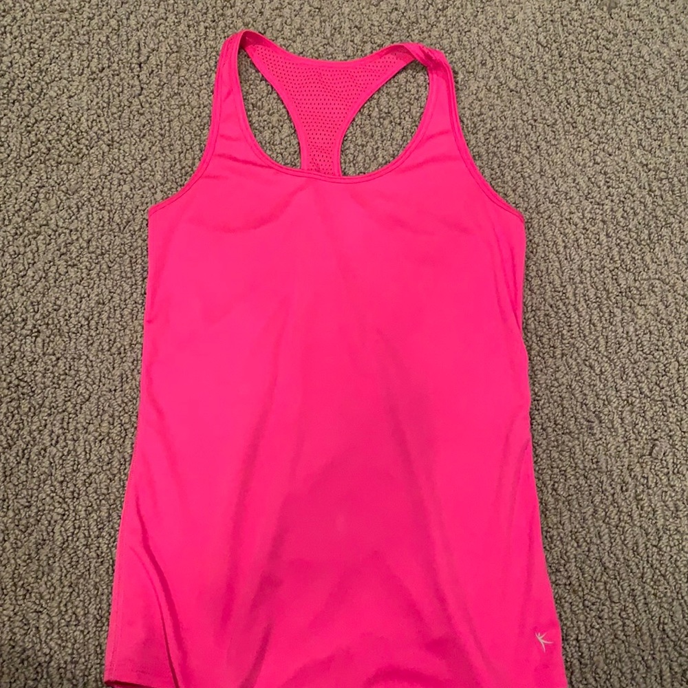 Athletic top